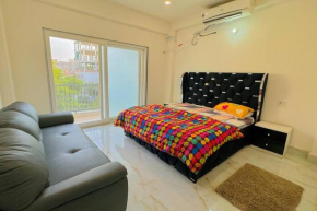 2BHK Modern Garden-View in City Heart
